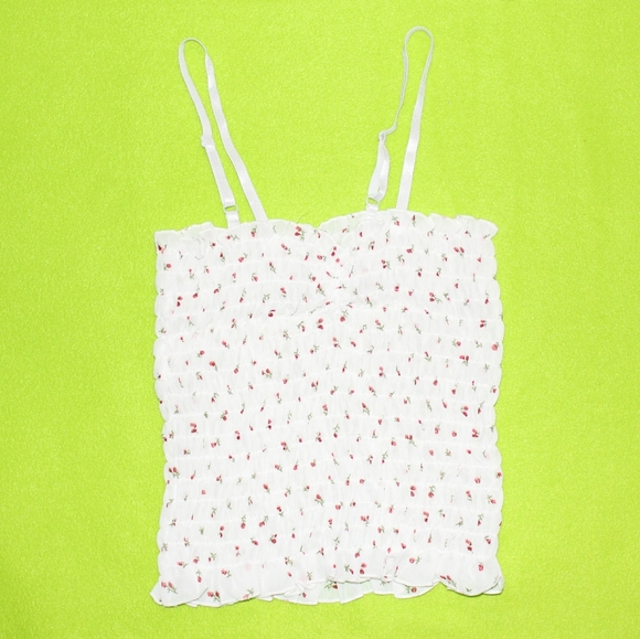 White Floral Ruched Top - Picture 2 of 3